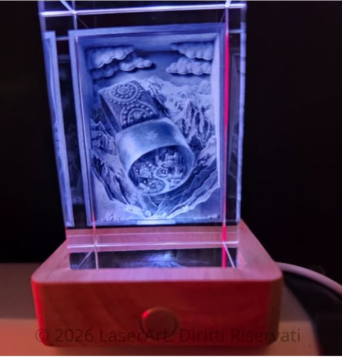 Cristallo 3D inciso con soggetto orologio